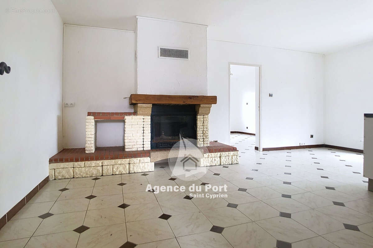 Maison à SAINT-CYPRIEN