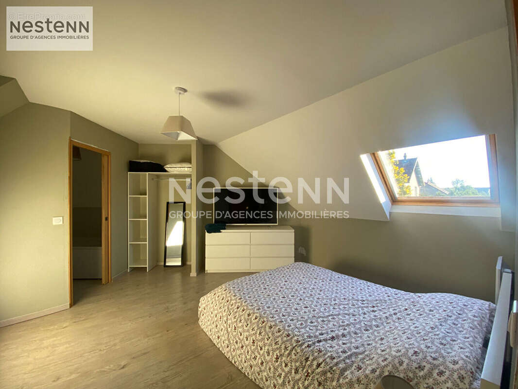 Maison à LA CHAUSSEE-SAINT-VICTOR