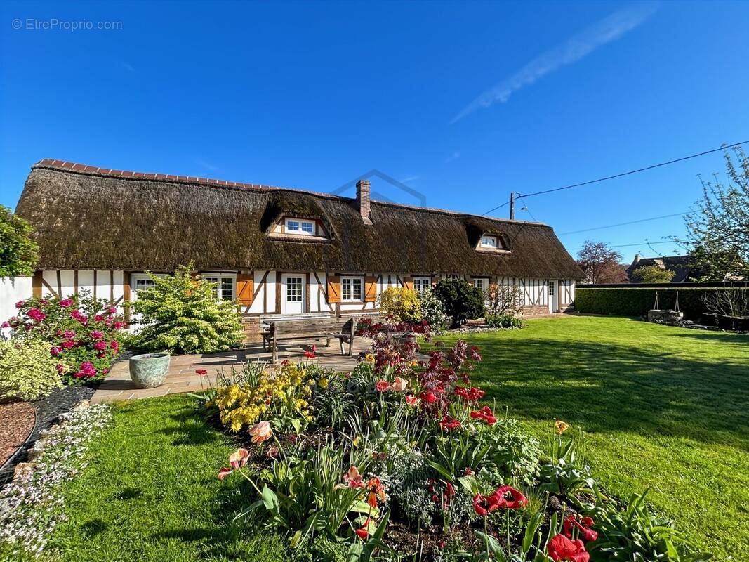 Maison à SAINT-SEBASTIEN-DE-MORSENT