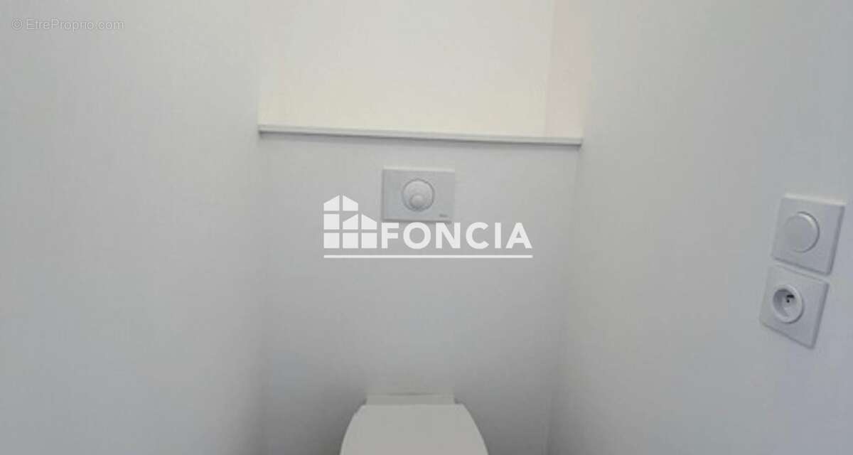 Appartement à RILLIEUX-LA-PAPE