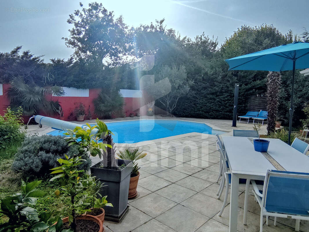 Maison à SAINT-MARCEL-LES-VALENCE