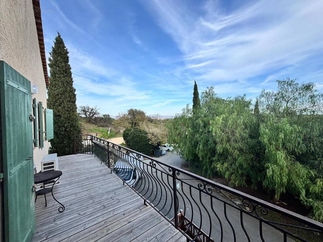 Photo 1 - Appartement à FREJUS