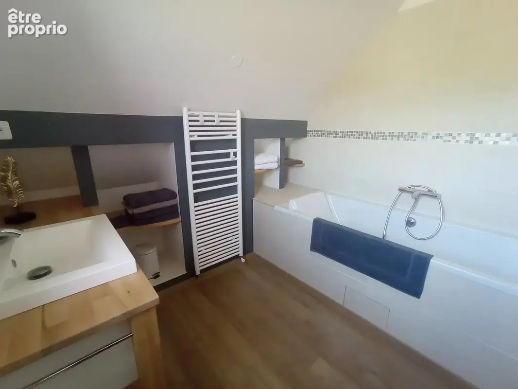 Pavillon, sous-sol, 4 chambres - photo 6