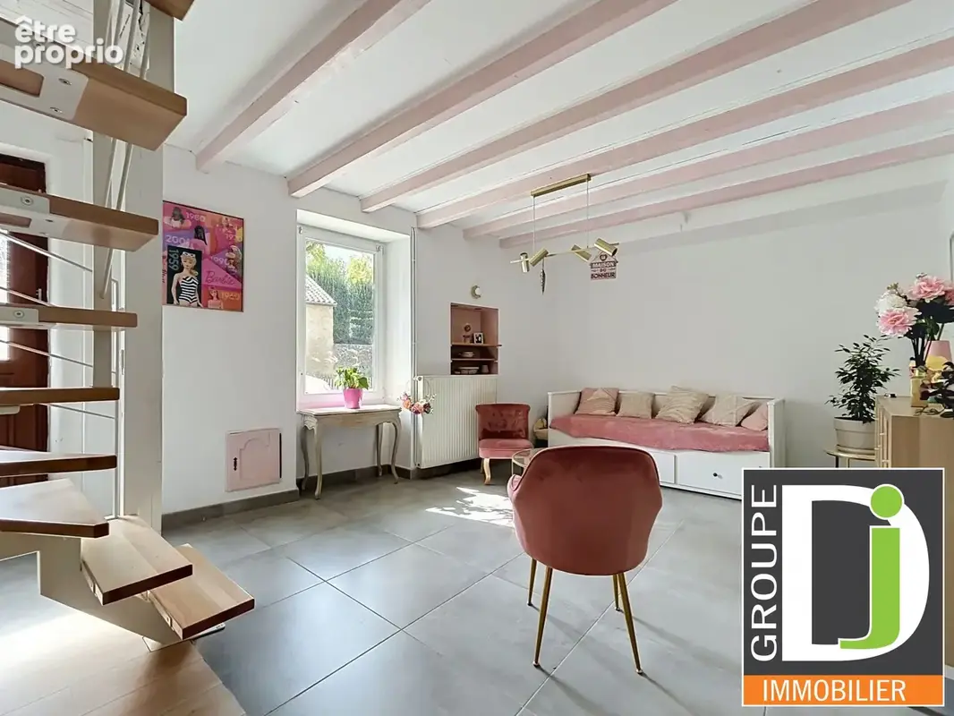 Maison 5 pièces 122 m² à vendre à Etoile-Sur-Rhone (26800) - photo 3