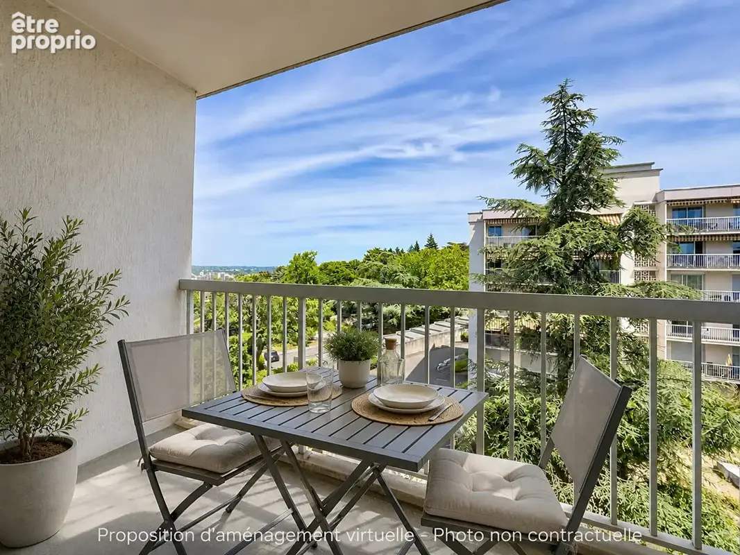 Appartement à LYON-5E