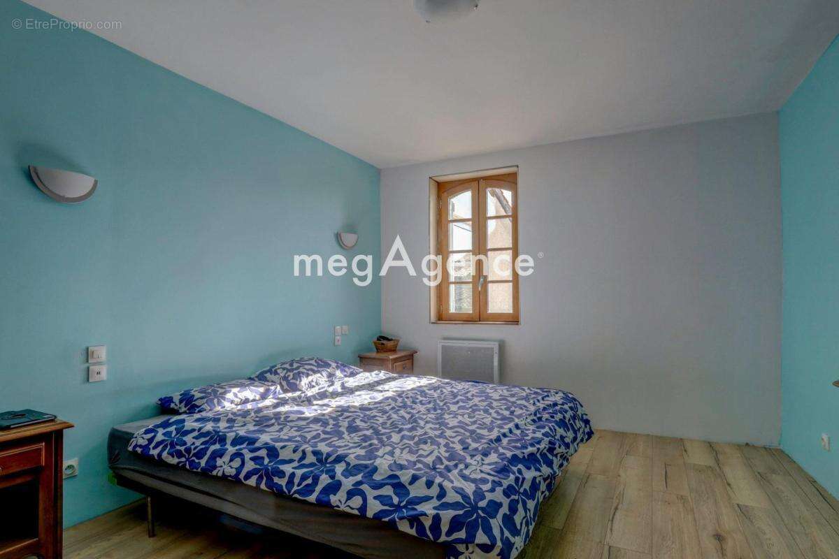 Maison à LESCURE-D'ALBIGEOIS