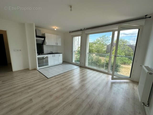 Appartement 29 m² à Les Ulis  - photo 6