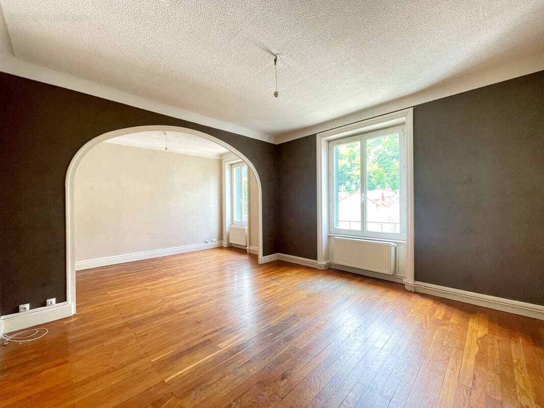 Appartement à GIVORS