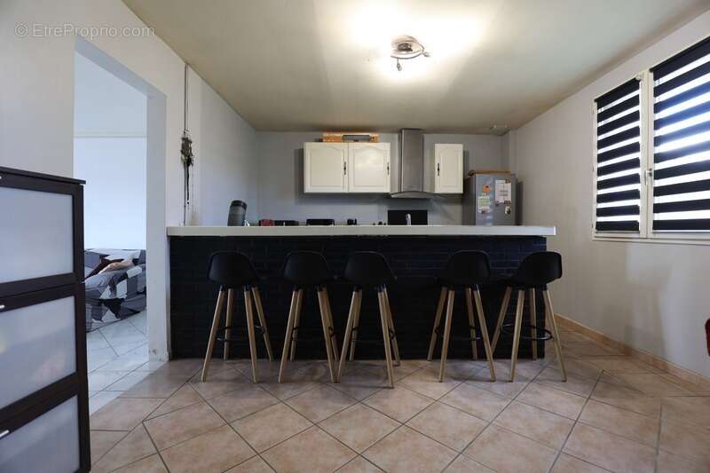 Maison à MONTMIRAIL