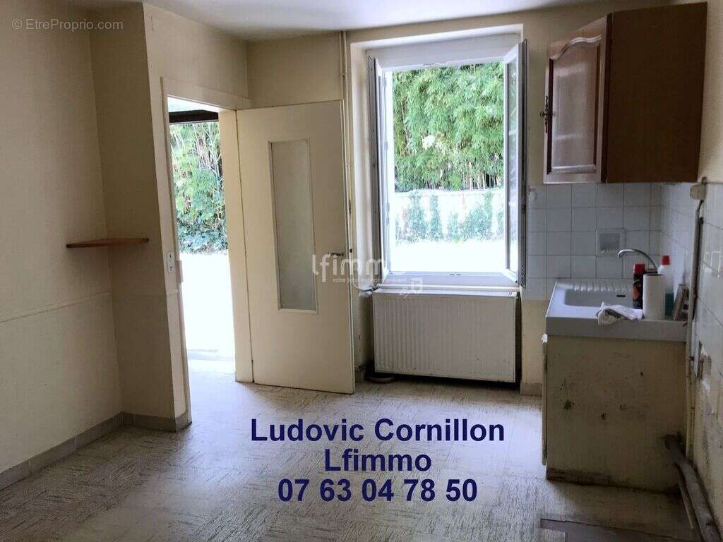 Maison à CHATEAU-CHERVIX