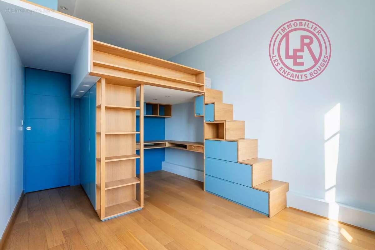 Appartement à PARIS-11E