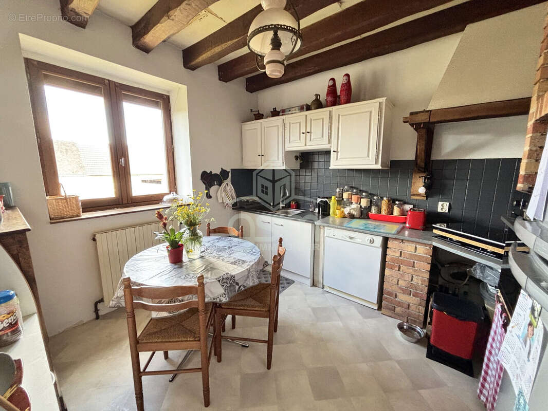 Maison à SAINT-EPAIN