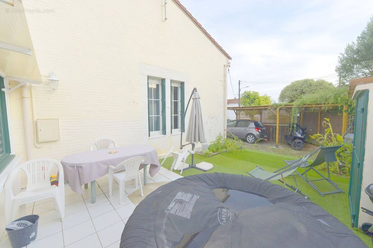 Maison à SAINT-GEORGES-DE-DIDONNE