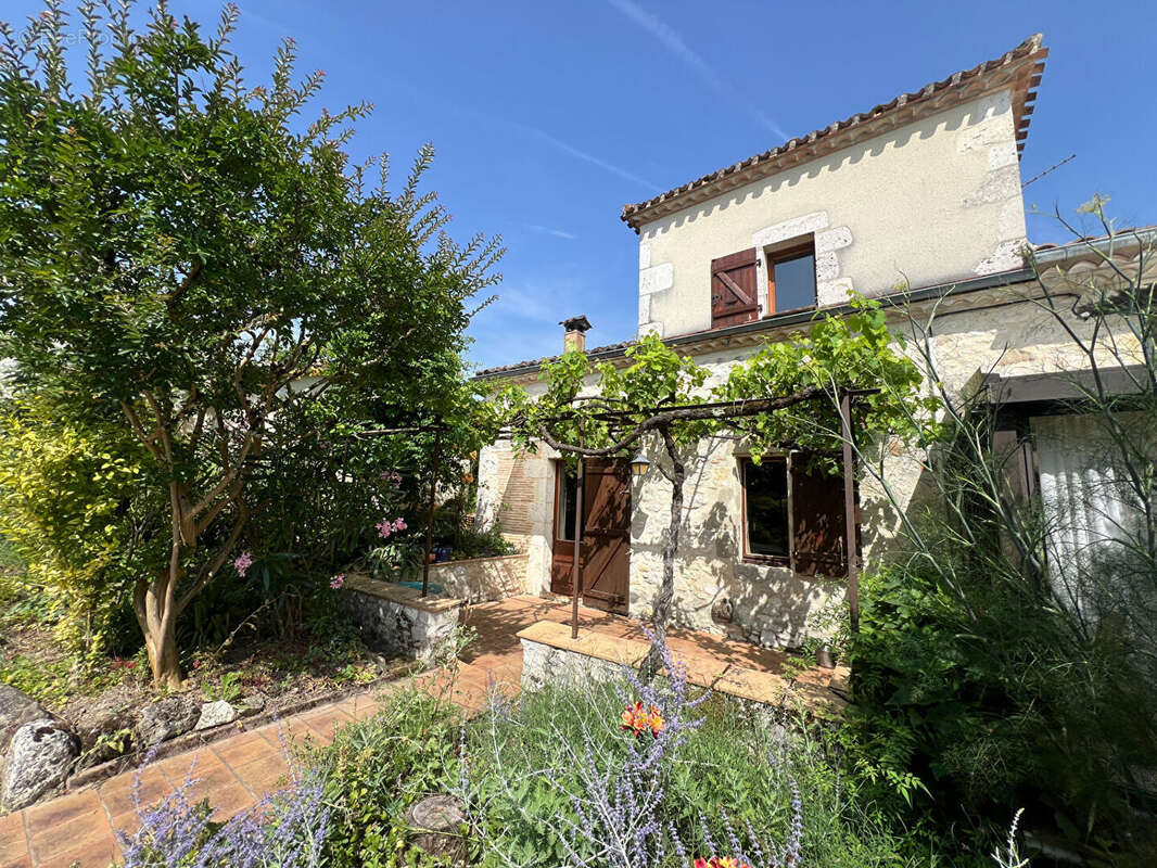 Maison à CASTILLONNES