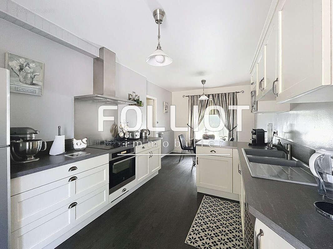 Maison à SAINT-PIERRE-DU-BU