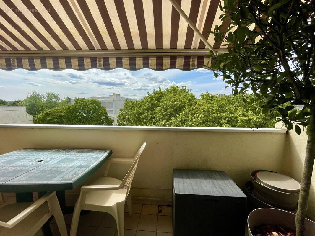 Appartement à LES ULIS