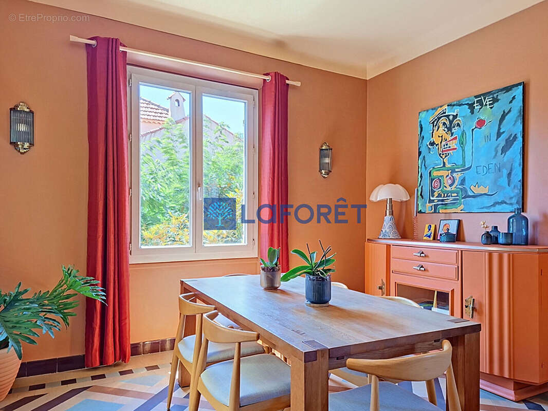 Appartement à LA VALETTE-DU-VAR