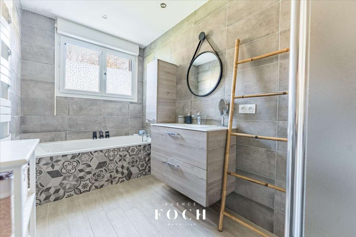 Maison à NORROY-LES-PONT-A-MOUSSON