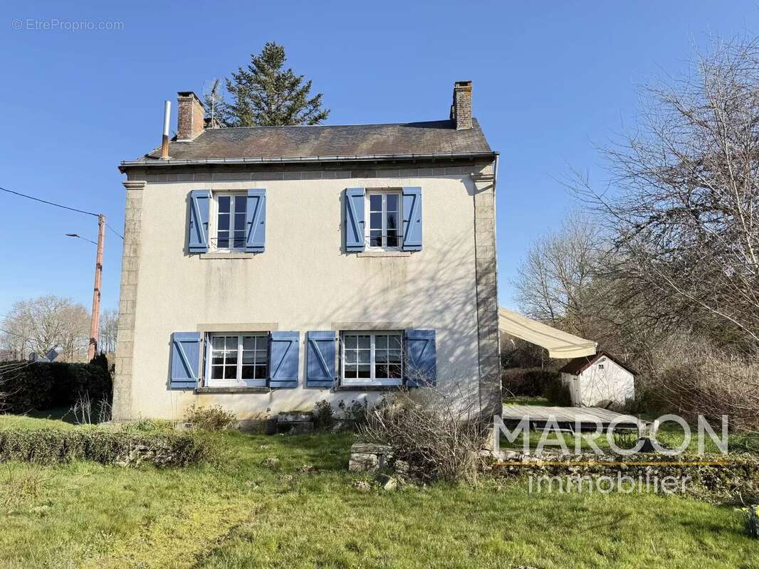 Maison à CHAMBON-SAINTE-CROIX