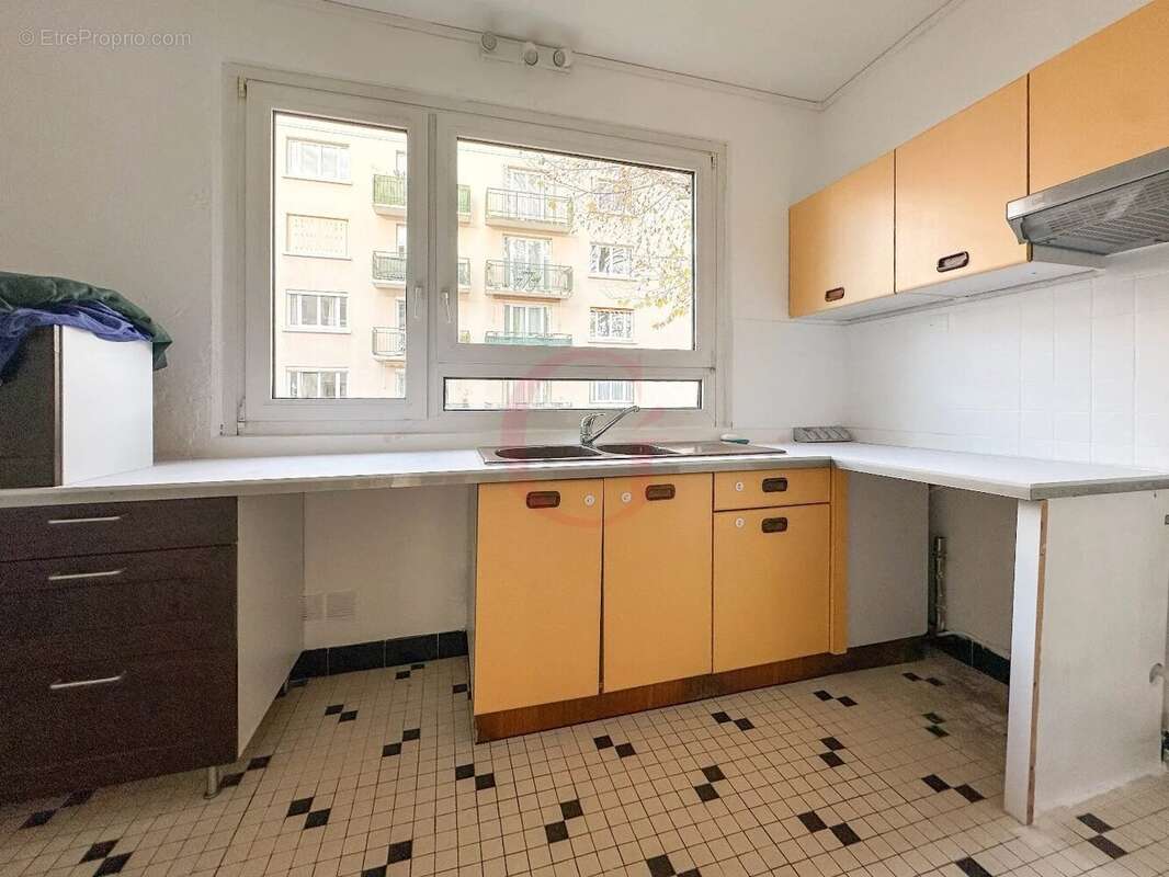 Appartement à BOURG-LA-REINE