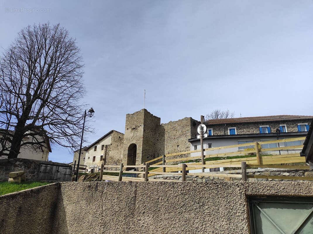 Maison à LES ANGLES