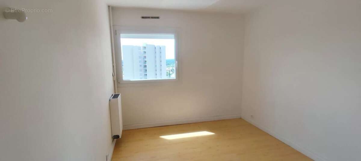 Appartement à SALON-DE-PROVENCE