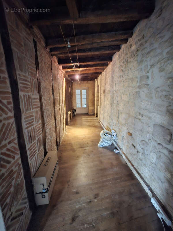 Appartement atypique dans petite copropriété sans charges - photo 3