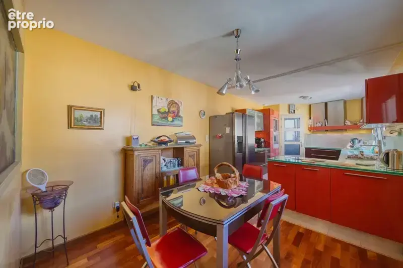 Maison de 8 pièces principales - photo 4