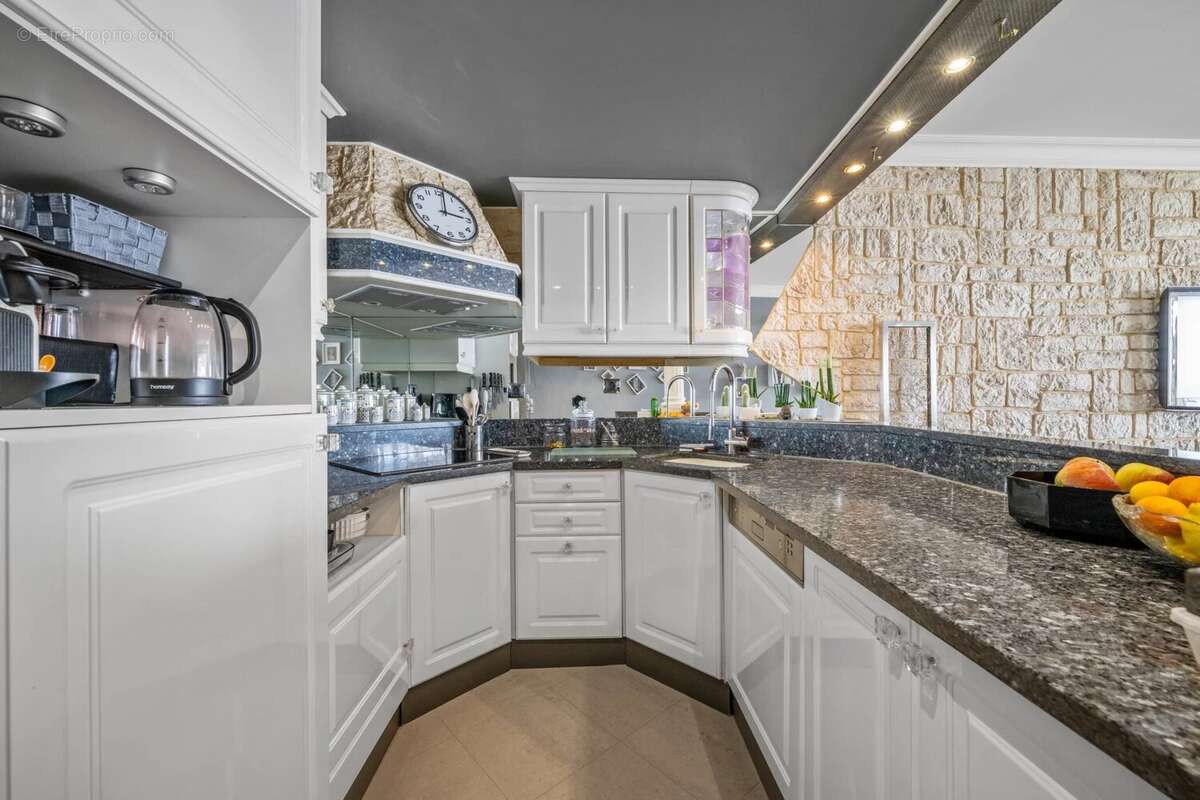 Appartement à CAP-D'AIL