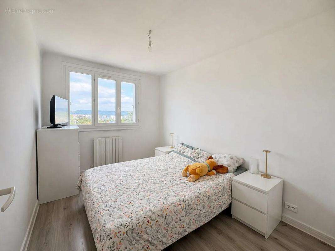 Appartement à MANTES-LA-VILLE