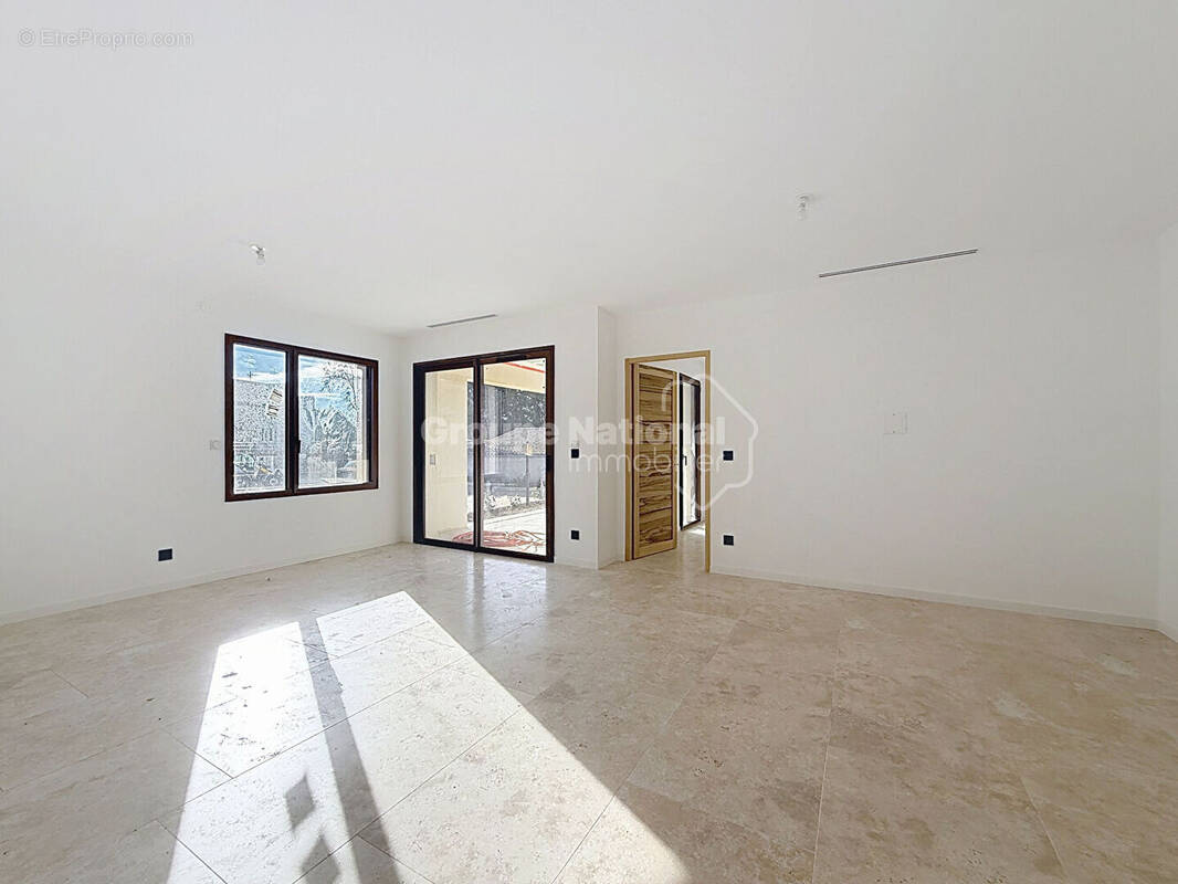 Appartement à TAILLADES