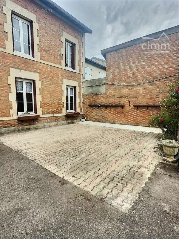 Maison à REVIGNY-SUR-ORNAIN