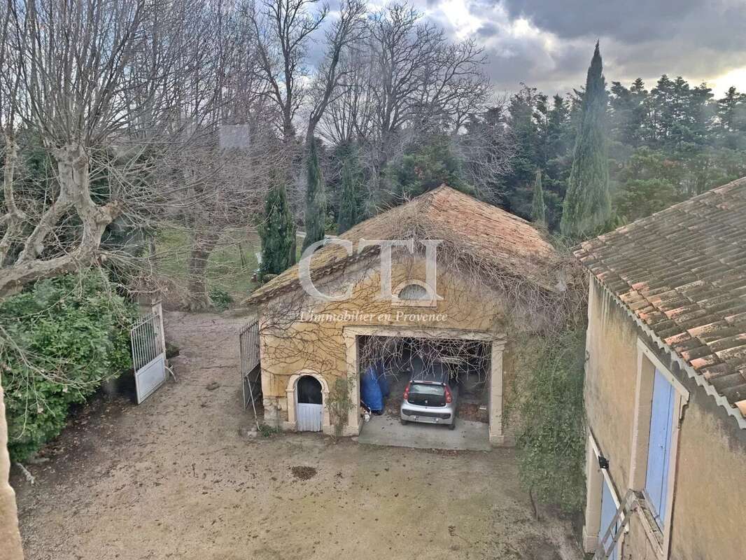 Maison à VAISON-LA-ROMAINE