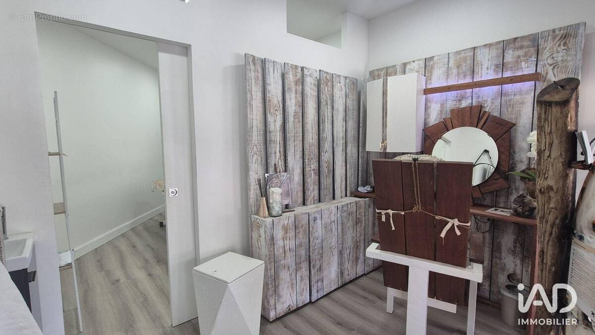 Photo 1 - Commerce à SAINT-FRANCOIS