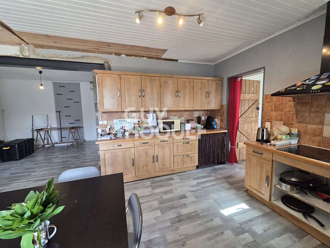 Maison  4 pièce(s) 105 m2 - photo 2