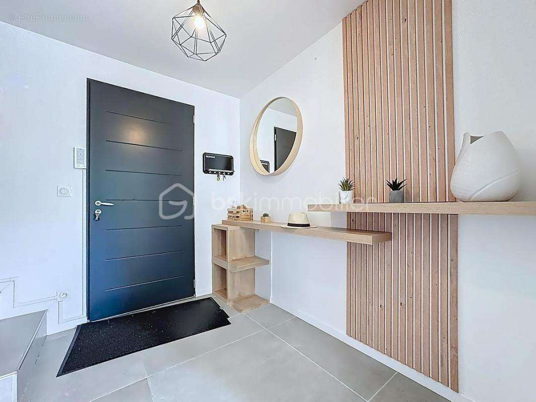 Maison à FONTANIL-CORNILLON