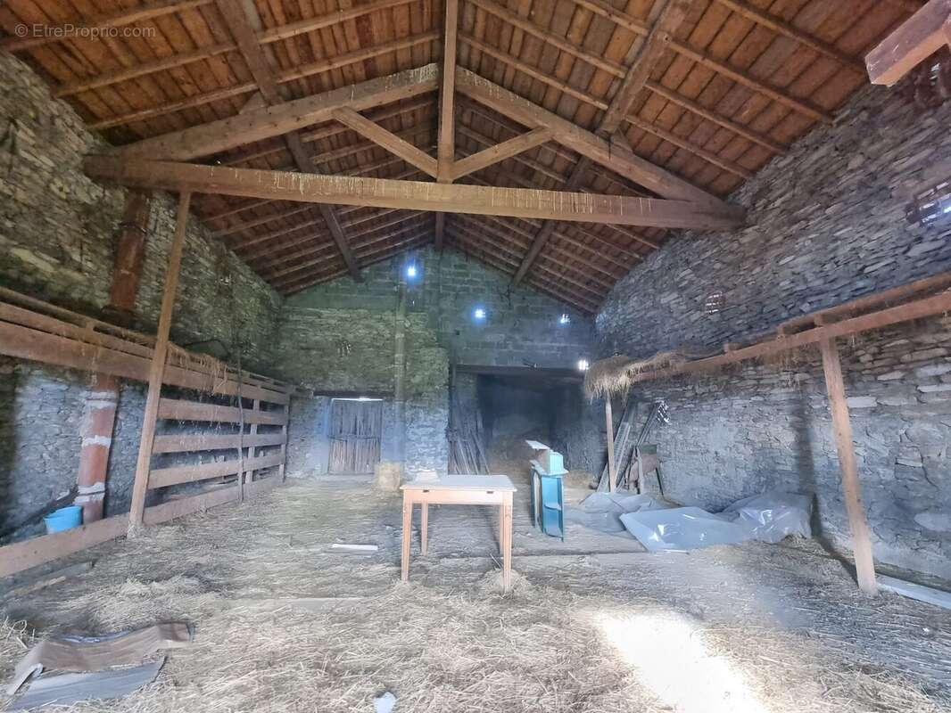 Maison à SAINT-MARTIN-LA-PLAINE