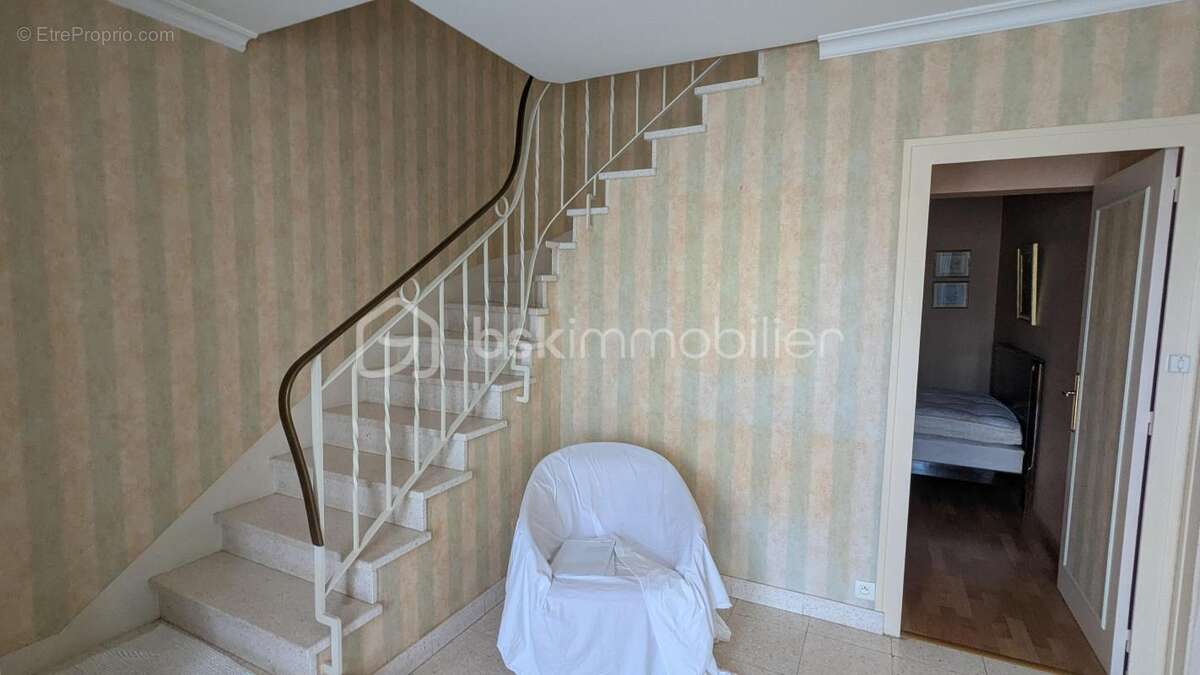 Saint-Nazaire – Quartier Méan Maison des années 70 à fort potentiel – 88 m² habitables + combles aménageables - photo 3