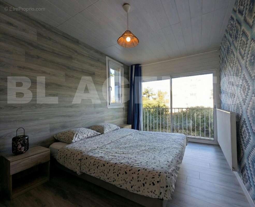 ch2 - Appartement à PARENTIS-EN-BORN