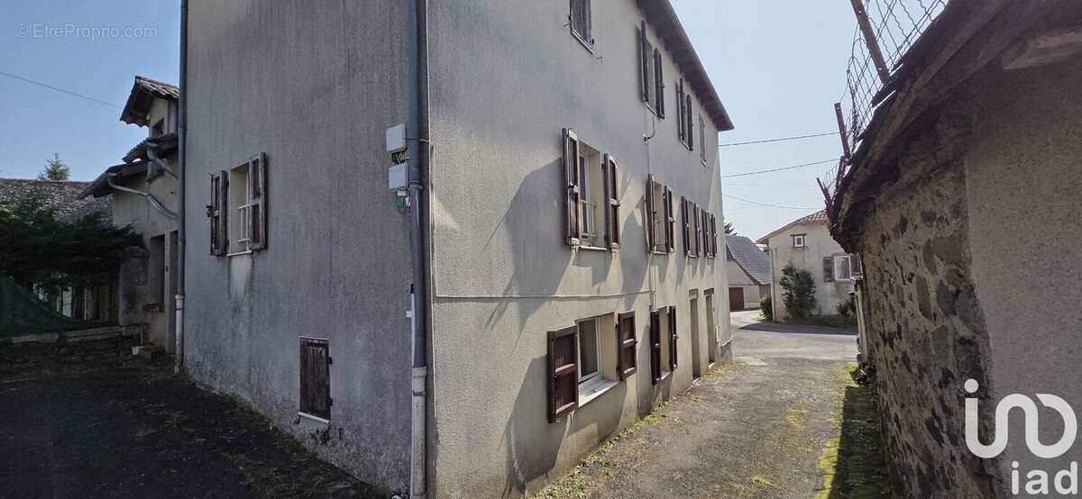 Photo 6 - Maison à SAINT-SANTIN-CANTALES