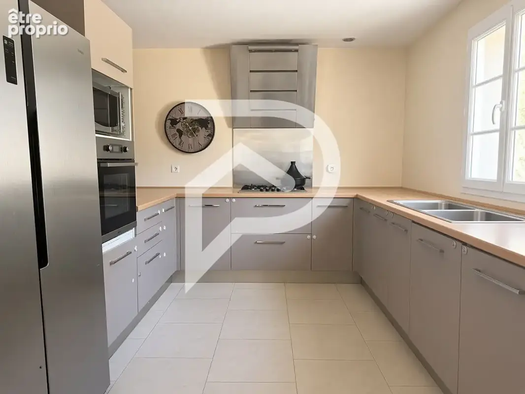 Maison Meru 7 pièce(s) 155 m2 - photo 5