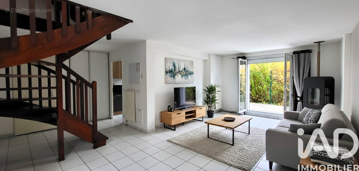 Photo 1 - Maison à VILLENEUVE-LA-GARENNE