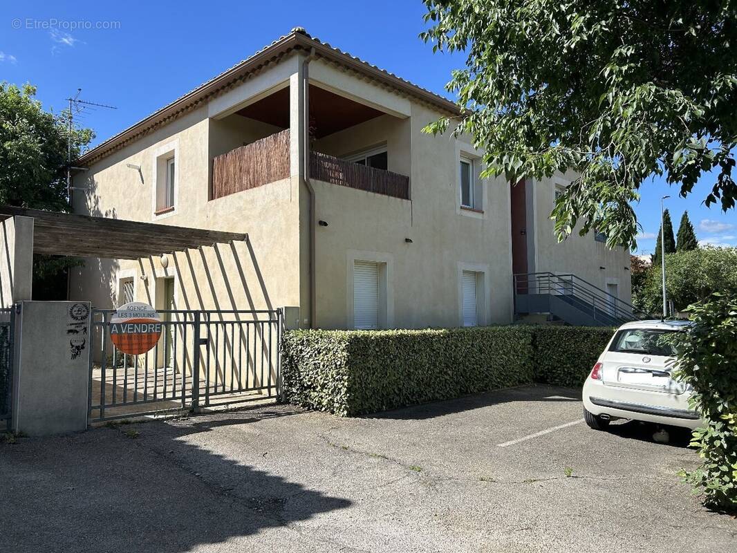 Appartement à CALVISSON