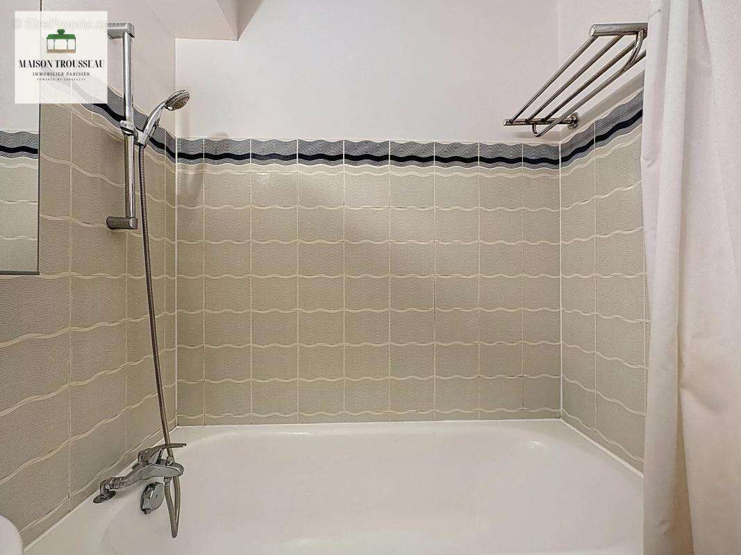 Appartement à NEUILLY-SUR-SEINE