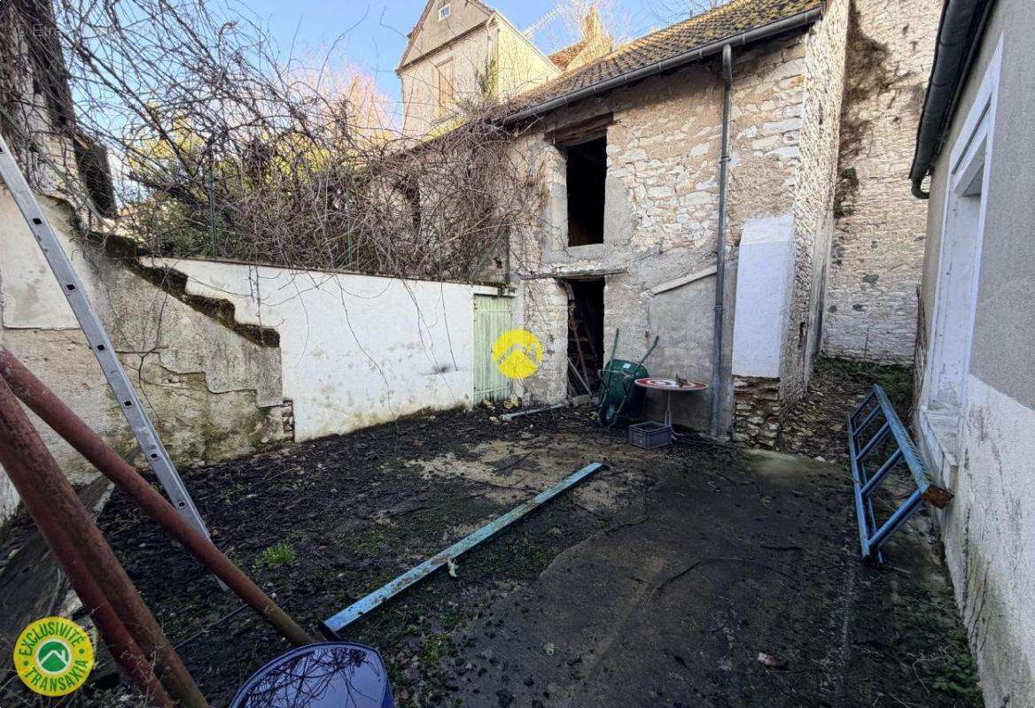 Maison à CHATEAUNEUF-SUR-CHER