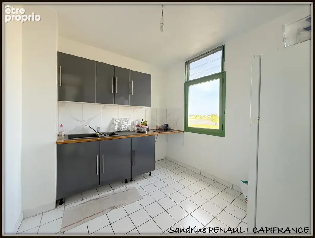 A vendre a kourou (guyane francaise) un bel appartement t4 de 77 m² en residence - au prix de 170 000 € - photo 3