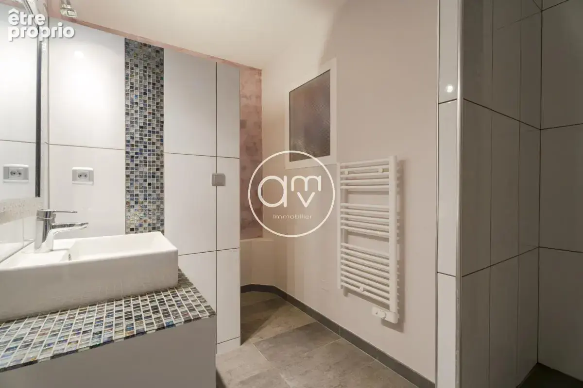 Toulon ouest - appartement maison 196m2 - au calme - garage - photo 15
