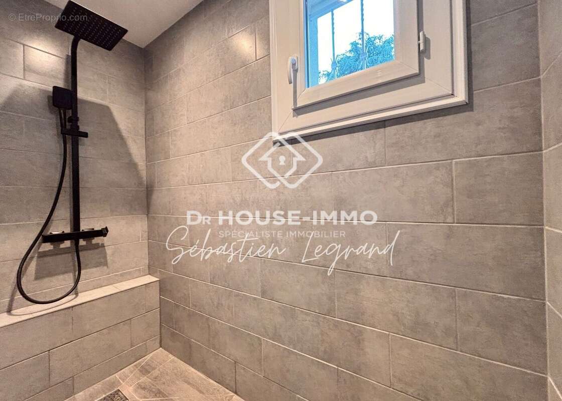 Maison à BLANQUEFORT