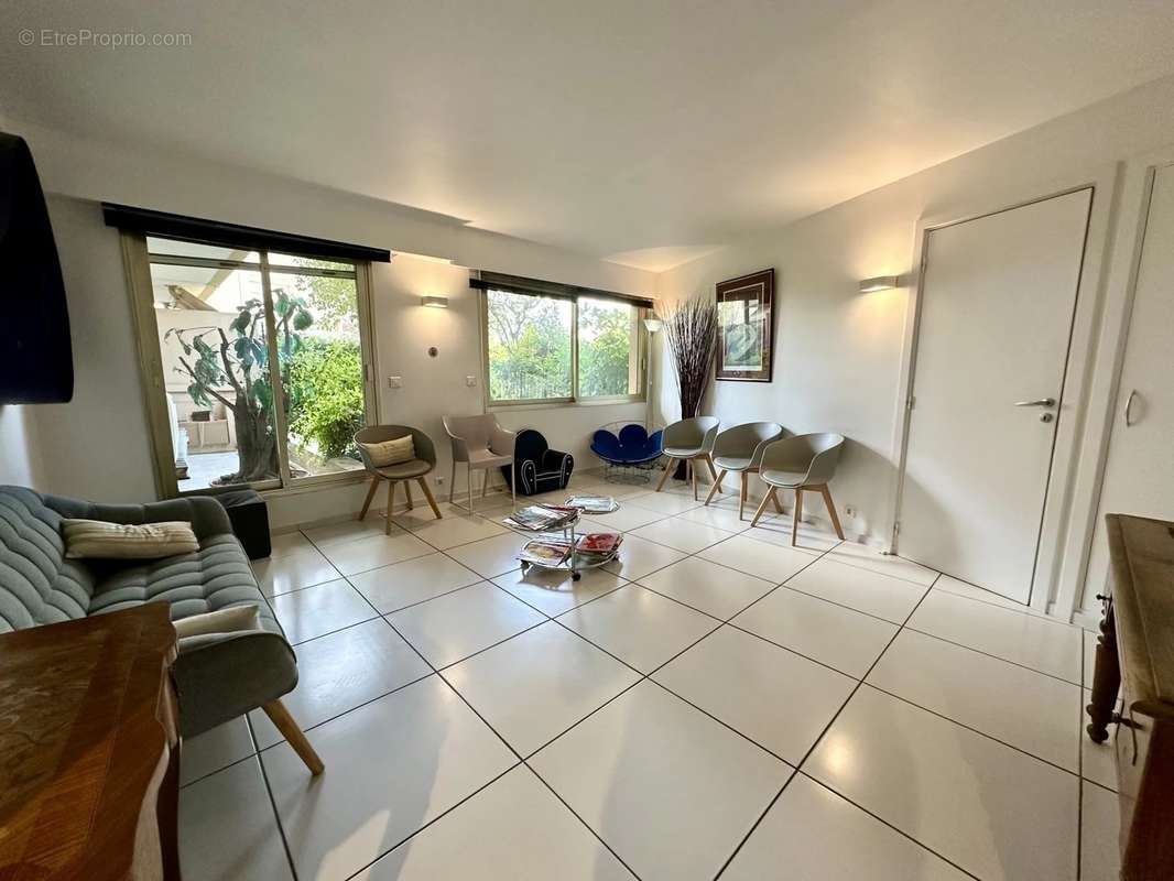 Appartement à LE CANNET