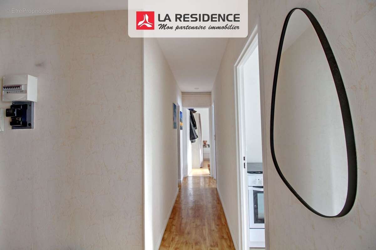 Appartement à LES MUREAUX